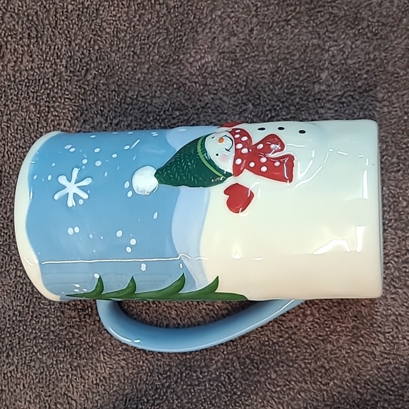 St. Nicholas Square CHILL OUT 16oz 6" Tall Latte MUG 3D Emboss SNOWMAN Christmas - Picture 2 of 4